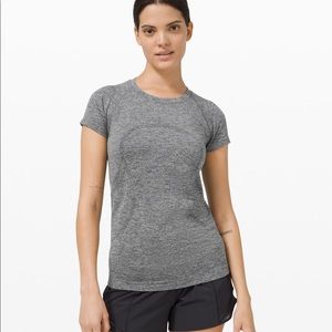 Lululemon Swiftly Tech Short Sleeve Shirt